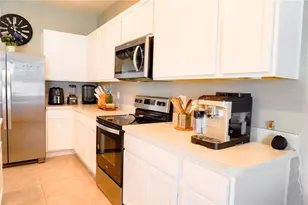 2238 Tay Wes Dr, Saint Cloud, FL 34771 - Photo 10