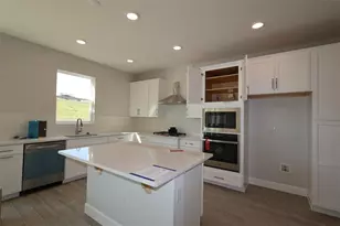 720 Pointe Emerson Blvd, Apopka, FL 32703 - Photo 4