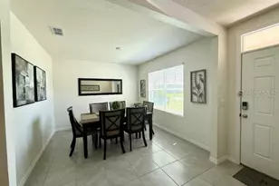 2924 Canary Ln, Tavares, FL 32778 - Photo 14