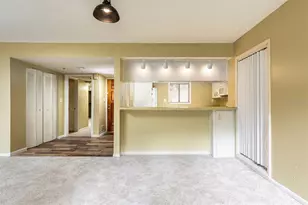 1068 E Michigan St, Orlando, FL 32806 - Photo 8