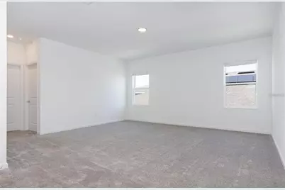 7137 Dilly Lake Avenue, Groveland, FL 34736 - Photo 12