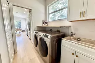 8495 Idlewood Ct, Lakewood Ranch, FL 34202 - Photo 12