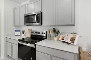 3326 Wakefield Dr, Haines City, FL 33844 - Photo 4