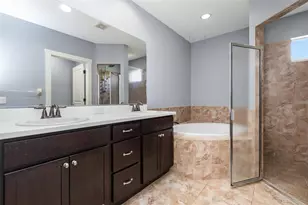 11923 Forest Park Cir, Bradenton, FL 34211 - Photo 14