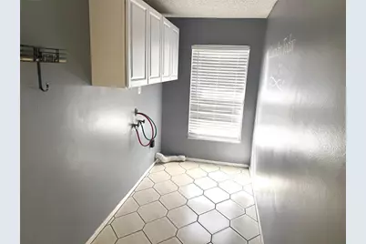 2710 Springfield Drive, Ocoee, FL 34761 - Photo 8