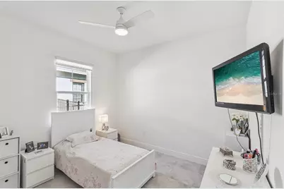 5081 Twin Lakes Boulevard, Saint Cloud, FL 34772 - Photo 10