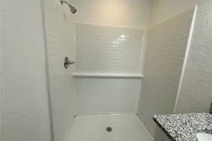 91 Maple Dr, Ocklawaha, FL 32179 - Photo 6