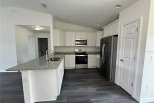 91 Maple Dr, Ocklawaha, FL 32179 - Photo 4