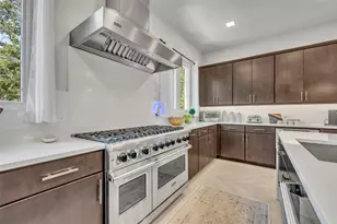 622 E Central Blvd, Orlando, FL 32801 - Photo 12