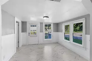 322 S Maple Ave, Sanford, FL 32771 - Photo 2