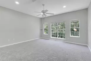 1042 Avenida Sonoma, Lady Lake, FL 32159 - Photo 32