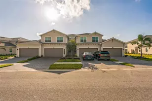 17660 Boracay Ct, Venice, FL 34293 - Photo 2