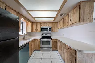 202 Terrace Ct, Sanford, FL 32773 - Photo 12