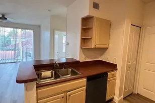 2513 Maitland Crossing Way, Orlando, FL 32810 - Photo 4