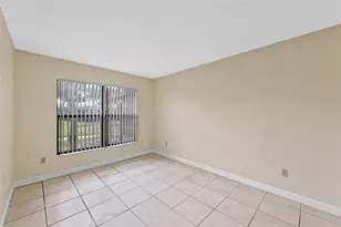 49 Silver Park Cir, Kissimmee, FL 34743 - Photo 14