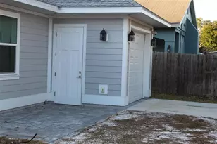 1615 17th St W, Bradenton, FL 34205 - Photo 28