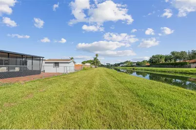 10471 SW 141 Street, Miami, FL 33176 - Photo 12