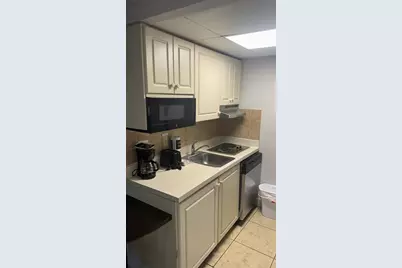 6165 Carrier Dr Drive #1114, Orlando, FL 32819 - Photo 6