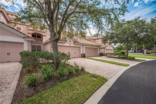 1323 Gilford Point Ln, Davenport, FL 33896 - Photo 2