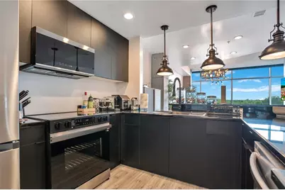 525 E Jackson Street #604, Orlando, FL 32801 - Photo 8