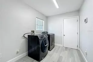 12368 Killian St, Spring Hill, FL 34609 - Photo 16