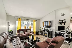 6084 Brookhill Cir, Orlando, FL 32810 - Photo 10