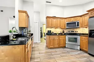 6084 Brookhill Cir, Orlando, FL 32810 - Photo 16