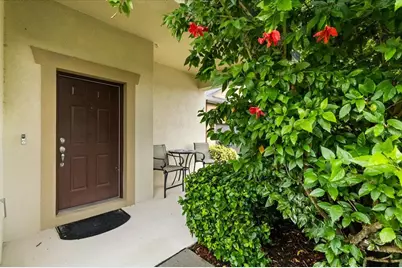 11807 Cross Vine Drive, Riverview, FL 33579 - Photo 2