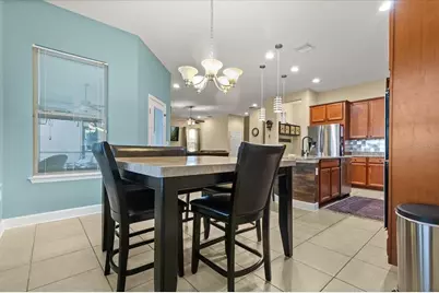 11807 Cross Vine Drive, Riverview, FL 33579 - Photo 10