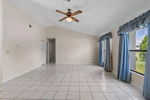 3395 Pineridge Cir, Kissimmee, FL 34746 - Photo 14