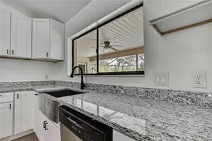 295 E Keller Ct, Hernando, FL 34442 - Photo 16