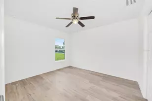 636 NE 130th Ct, Silver Springs, FL 34488 - Photo 34