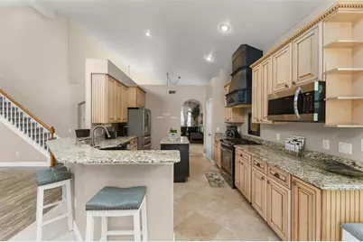 8040 Saint Andrews Circle, Orlando, FL 32835 - Photo 14