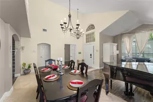 8040 St Andrews Cir, Orlando, FL 32835 - Photo 6
