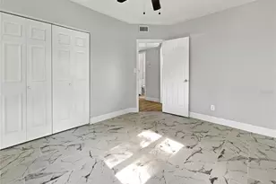 10512 51st Terrace N, Saint Petersburg, FL 33708 - Photo 16