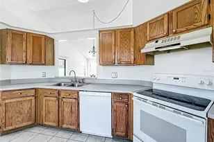 2211 Fairmont Cir, Orlando, FL 32837 - Photo 10