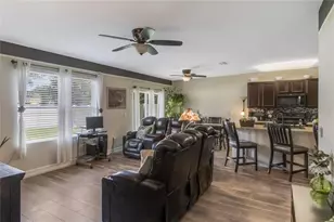 210 Lazy Willow Dr, Davenport, FL 33897 - Photo 6