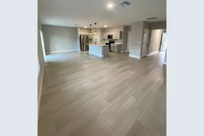 7564 Freesia Trace, Wesley Chapel, FL 33545 - Photo 8