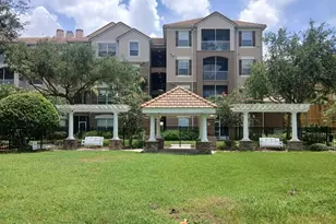 3368 Robert Trent Jones Dr, Orlando, FL 32835 - Photo 10