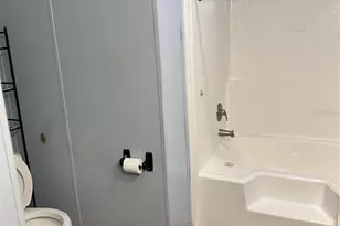 9324 Cemetery Ave, Leesburg, FL 34788 - Photo 4