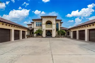 5251 Carson St, Saint Cloud, FL 34771 - Photo 2