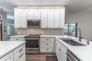 2213 Oldfield Dr, Orlando, FL 32837 - Photo 18