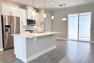 7121 Carrickbend Ln, Orlando, FL 32819 - Photo 2