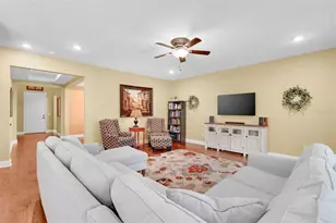 8337 Vivaro Isle Way, Windermere, FL 34786 - Photo 8