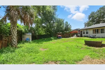 2425 Sandy Ln, Orlando, FL 32808 - Photo 22