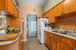 7627 Daetwyler Dr, Orlando, FL 32812 - Photo 10