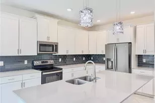 11762 Poetry Dr, Orlando, FL 32832 - Photo 6