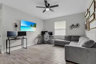 10157 Spring Lake Dr, Clermont, FL 34711 - Photo 8