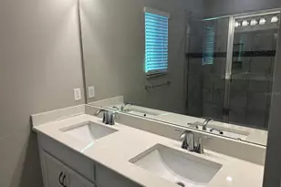 2435 Standing Rock Cir, Oakland, FL 34787 - Photo 26