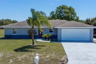 52 N York Rd, Avon Park, FL 33825 - Photo 1